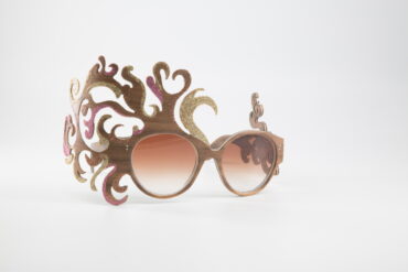 Lunettes en bois artisanales pour femmes